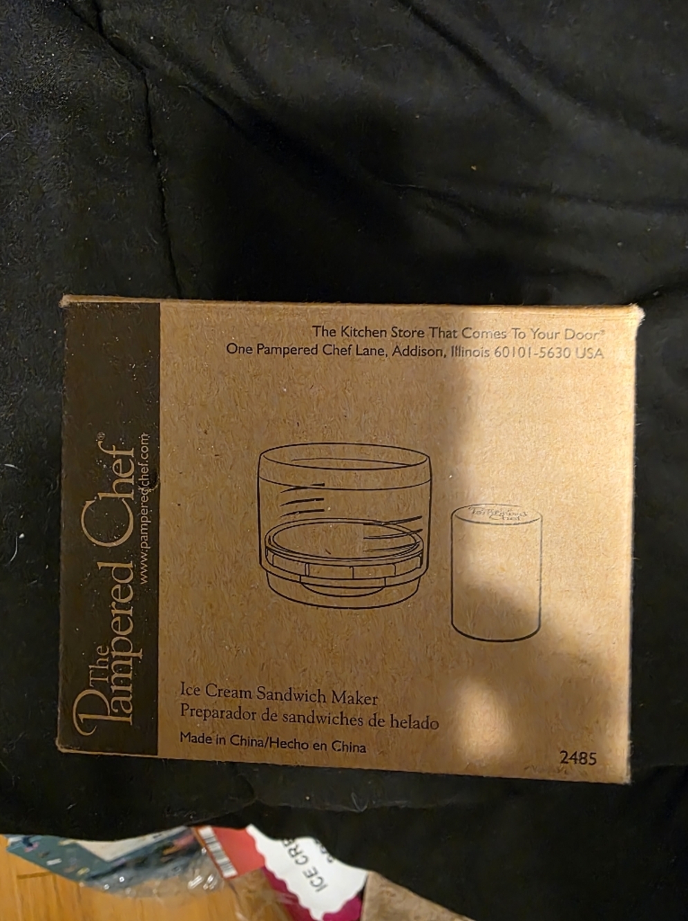 The Pampered Chef Ice Cream Sandwich Maker - Brown Kraft